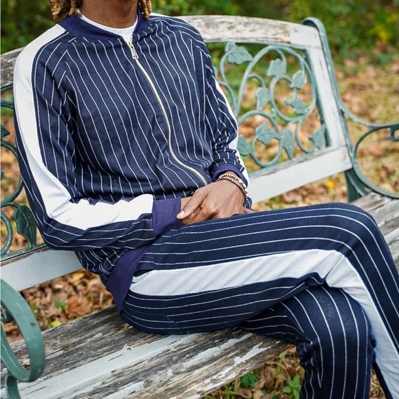 Men's 2pc Luxury Sweatpants Tracksuit set( Please Review Size Chart) - Picture 2 of 5